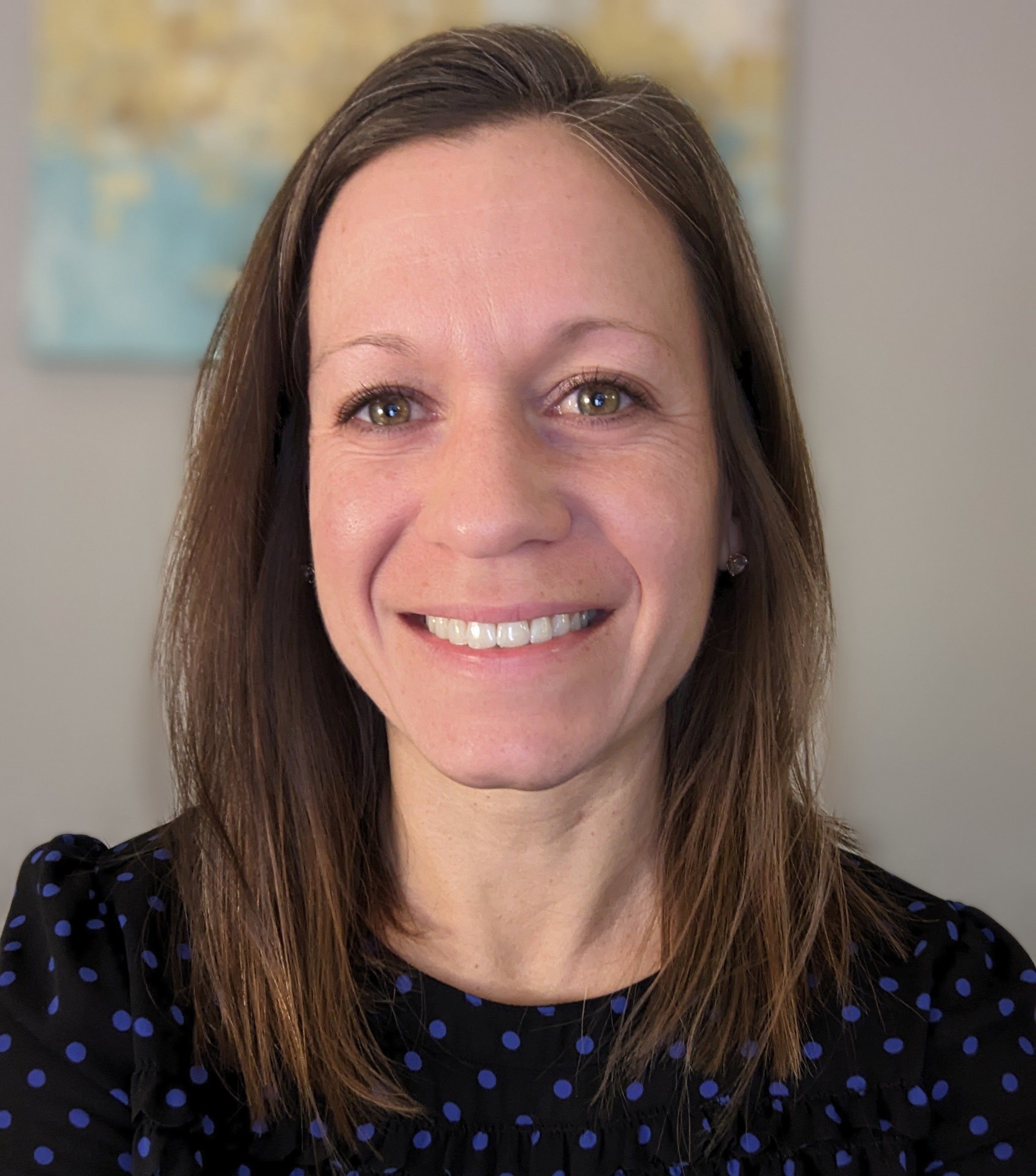 Photo of Lindsay Murn Smiling