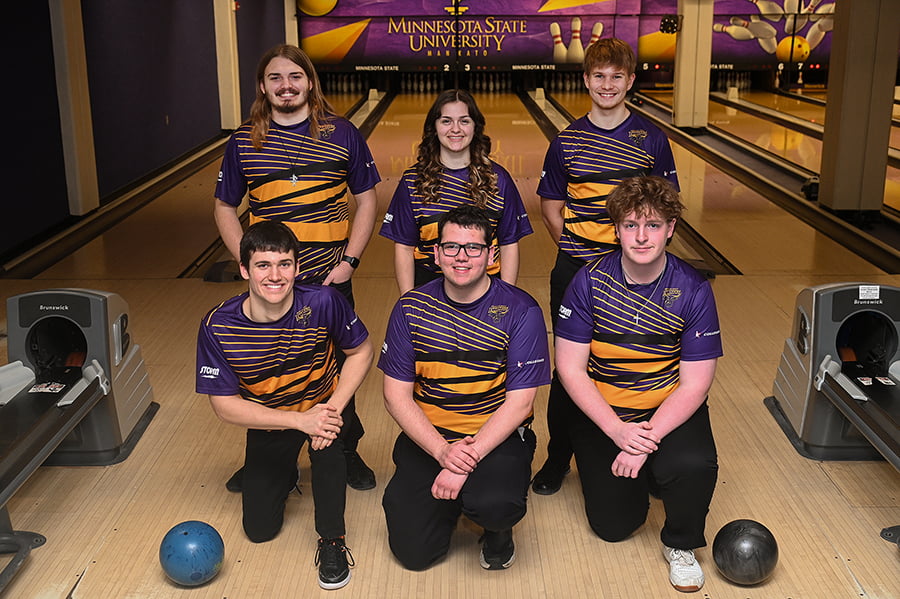 Maverick Bowling Team in CSU Bullpen Bowling Alley