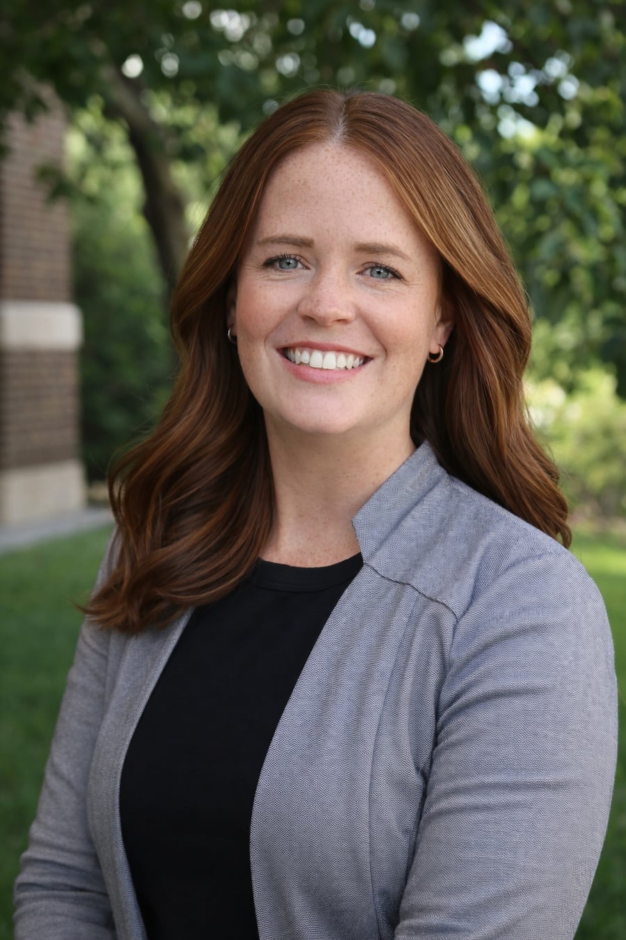 Photo of Lindsay Murn Smiling